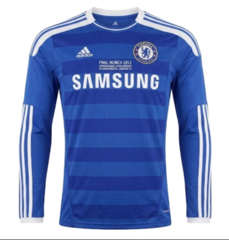 Chelsea retro manga larga